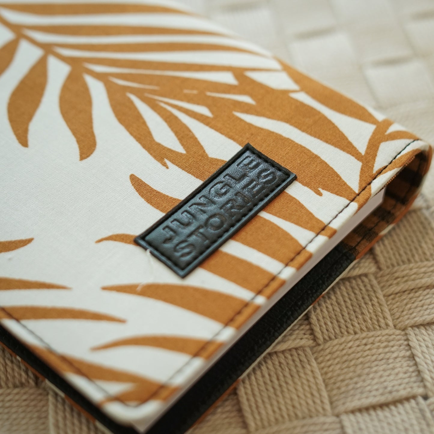 Explorer’s Refillable Diary | Orange