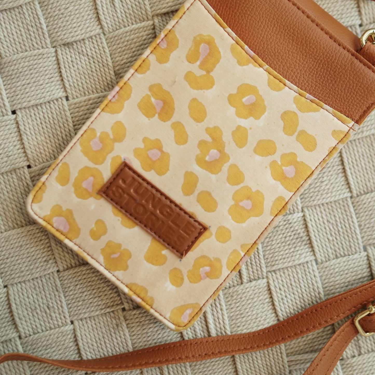 Nomad's Path Mobile Sling | Yellow