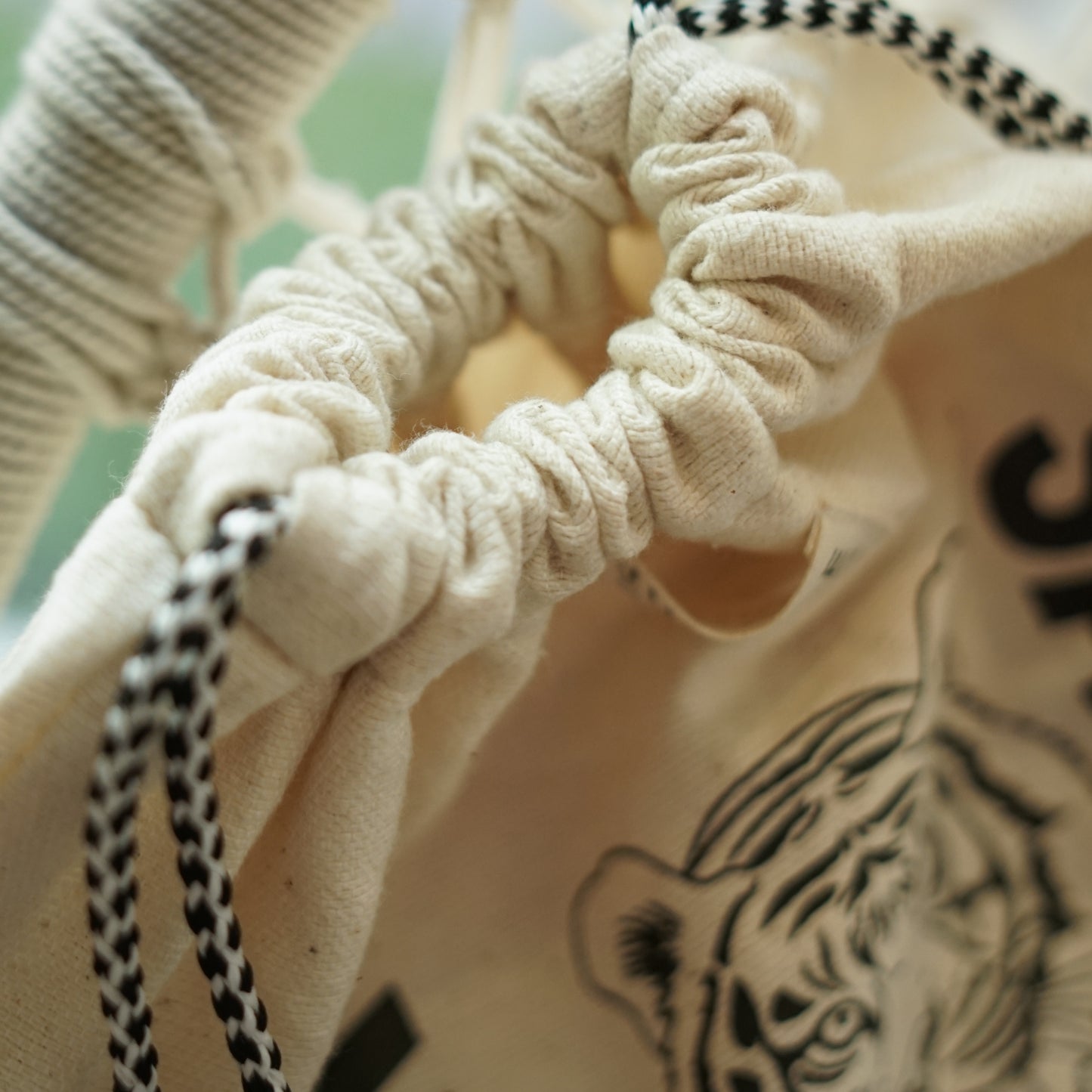 Trail Tote Drawstring Bag | Jute-Cotton Blend