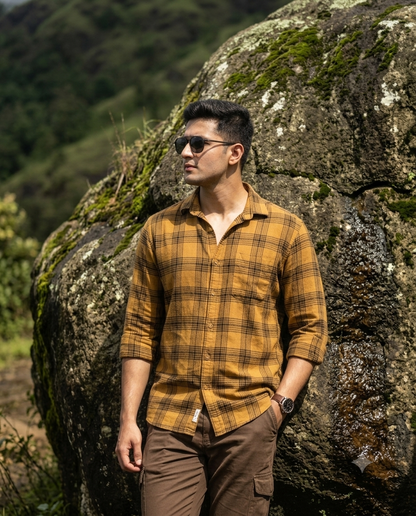 Men’s Mustard coloured Full-Sleeve Cotton Checked Shirt