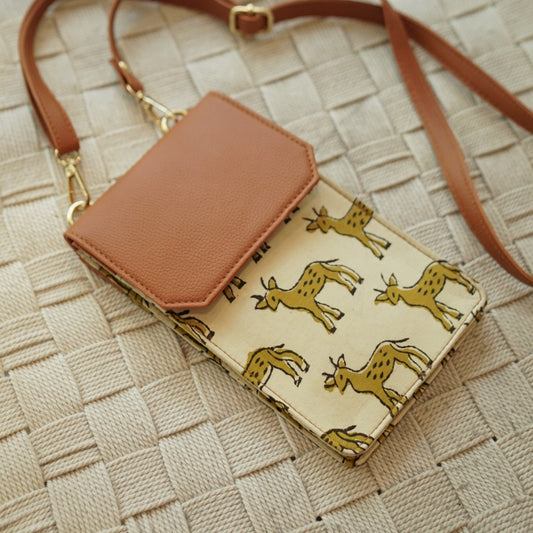 Nomad's Path Mobile Sling | Deer Print