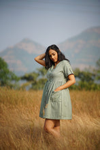 Load image into Gallery viewer, Afreen - Green Gathered Dress
