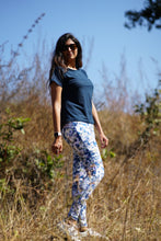 Load image into Gallery viewer, Sundari –Comfort and Active Fit BluePrinted Yoga Pants
