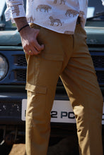 Load image into Gallery viewer, Vikram - Plain Brown Cargo Pant
